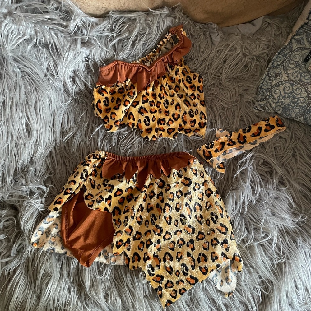 Cavewoman costume